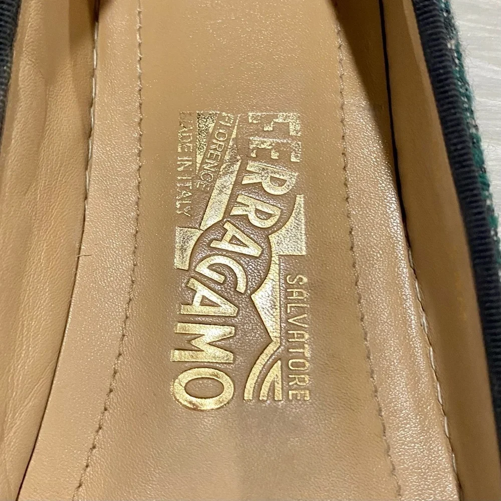 Ferragamo Rufina‎ Tweed Patent Leather Flats Green Black 5.5